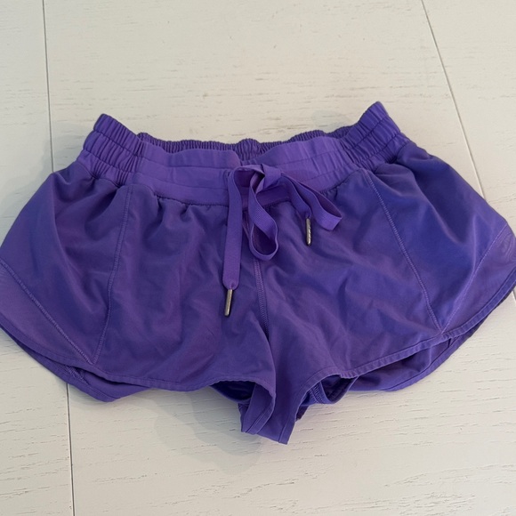 Lululemon Athletica Vibrant Purple Athletic Shorts - Picture 1 of 2